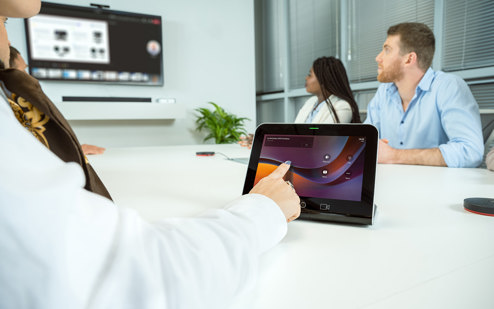 Large Meeting Room Solutions RX PAD And RX200 And RX40 Sattelite And Rxvcam50 13