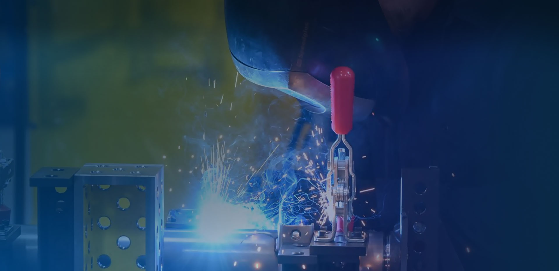 American Axle & Manufacturing Success Story Reliable PSTN connectivity for a global Lync