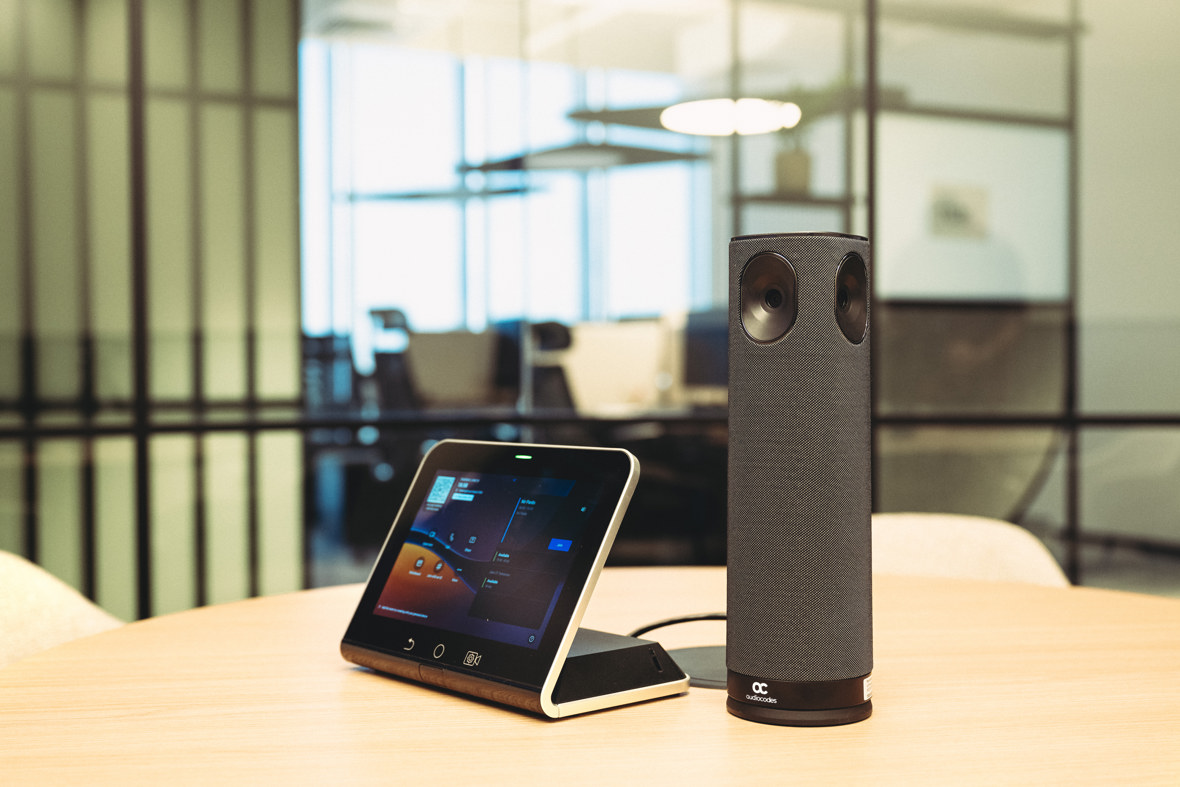 Audio Streaming Rx Device AudioCodes Catalog | Devices and Meeting Rooms Gallery