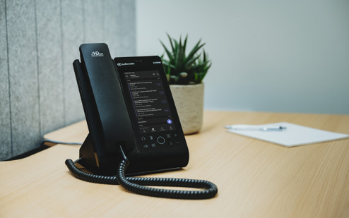 C470HD IP Phone Focus Room 11