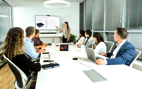 Large Meeting Room Solutions RX PAD And RX200 And RX40 Sattelite And Rxvcam50 5