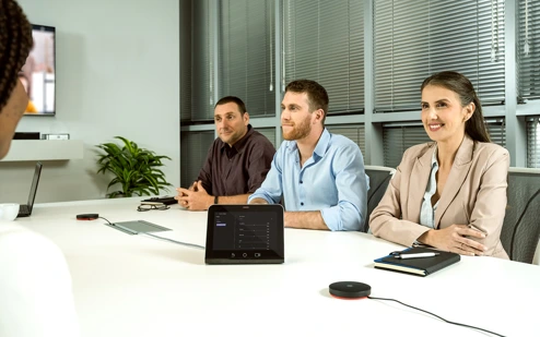 Large Meeting Room Solutions RX PAD And Sattelite 2